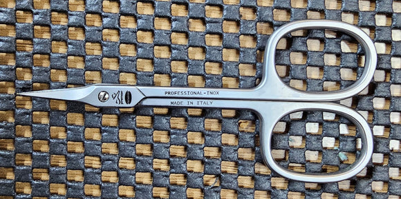 Premax Cutile Scissor 8.9 cm (3.5”)